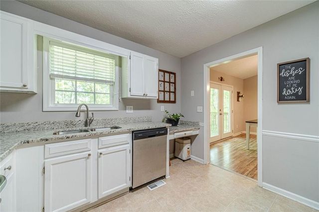 2195 Azalea, Loganville, GA 30052