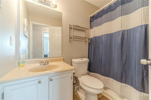 2195 Azalea, Loganville, GA 30052