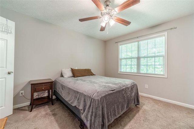 2195 Azalea, Loganville, GA 30052