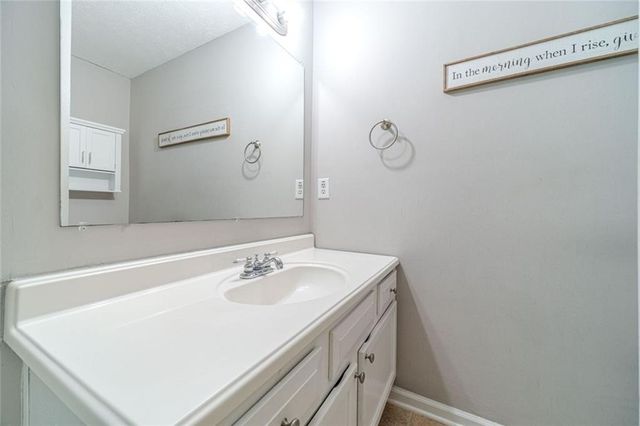 2195 Azalea, Loganville, GA 30052