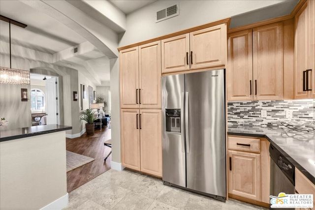 2010 Via San Martino, Palm Desert, CA 92260