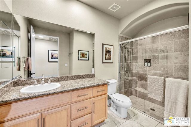 2010 Via San Martino, Palm Desert, CA 92260