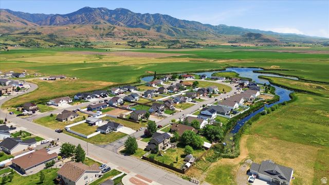 542 S LAKESIDE DR, Franklin, ID 83237