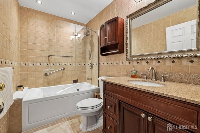 4 Angelica Court, Matawan, NJ 07747