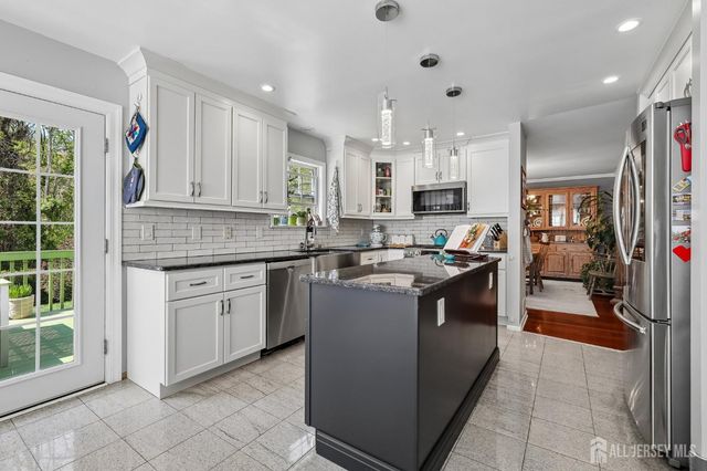 4 Angelica Court, Matawan, NJ 07747