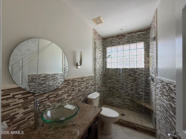 5526 E Woodridge Drive, Scottsdale, AZ 85254