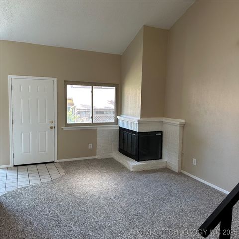 1120 S 110 Avenue E 12-2C, Tulsa, OK 74128