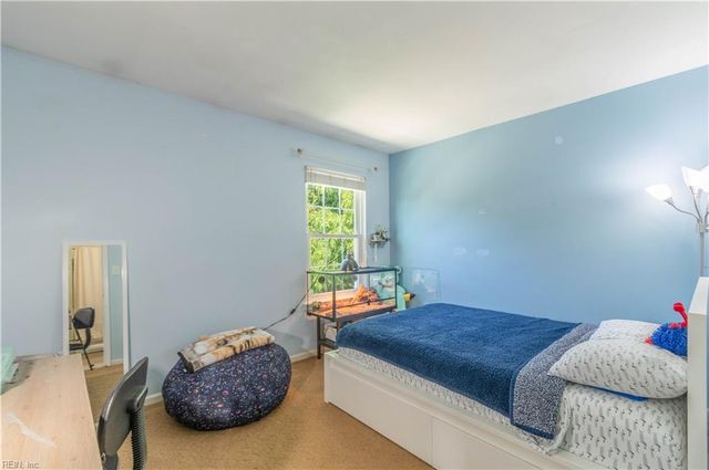 105 Kyle CIR, Yorktown, VA 23693
