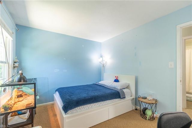 105 Kyle CIR, Yorktown, VA 23693