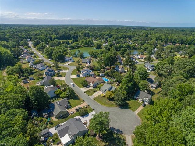 105 Kyle CIR, Yorktown, VA 23693