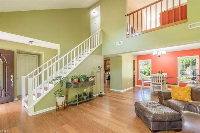 105 Kyle CIR, Yorktown, VA 23693