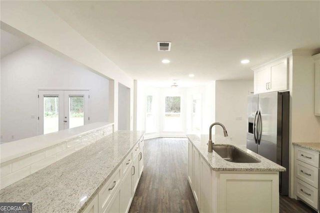 210 Sugar Maple Street, Jesup, GA 31545