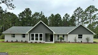 210 Sugar Maple Street, Jesup, GA 31545
