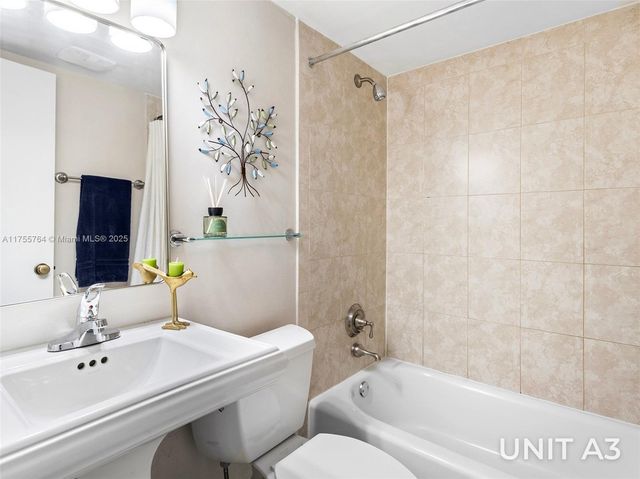 13131 Ixora Ct A-1, A-2, A-3, North Miami, FL 33181