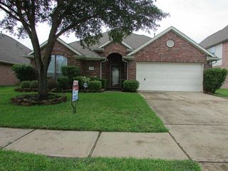 2606 Sun Flare Lane, Pearland, TX 77584