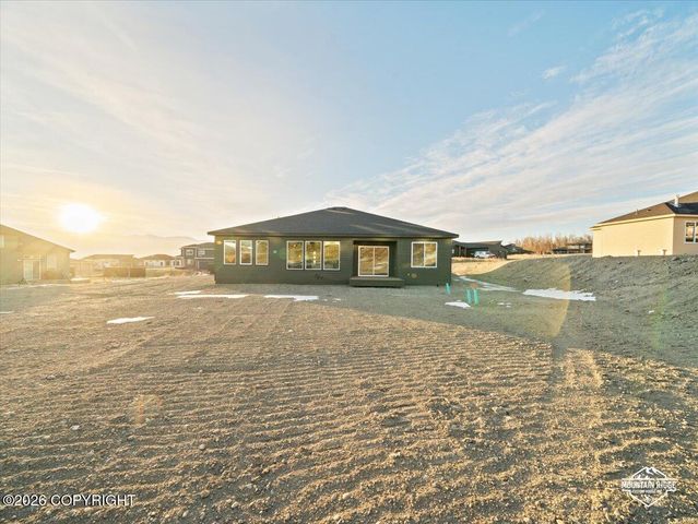 6675 E Gateway Drive, Palmer, AK 99645