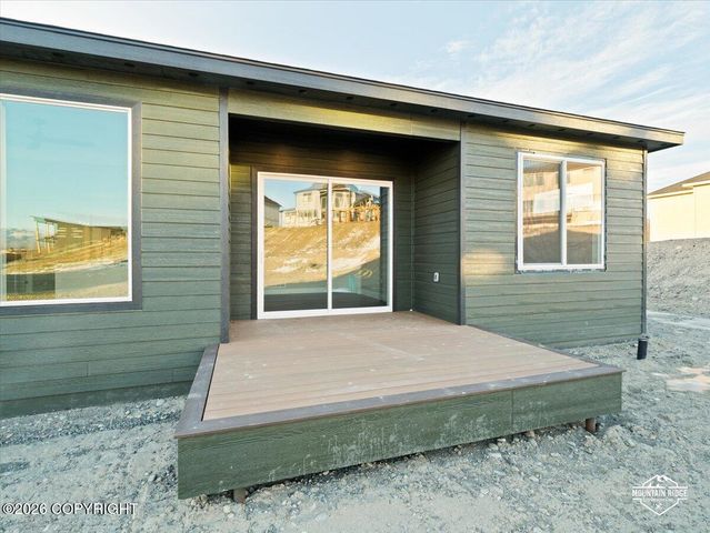 6675 E Gateway Drive, Palmer, AK 99645