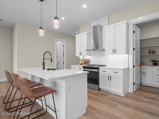 6675 E Gateway Drive, Palmer, AK 99645