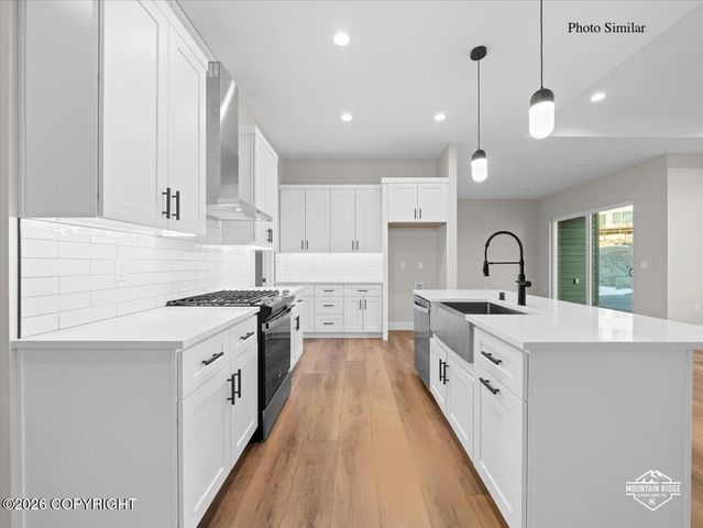 6675 E Gateway Drive, Palmer, AK 99645