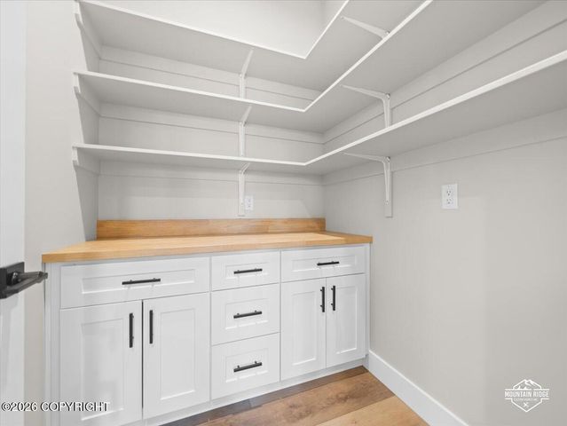 6675 E Gateway Drive, Palmer, AK 99645