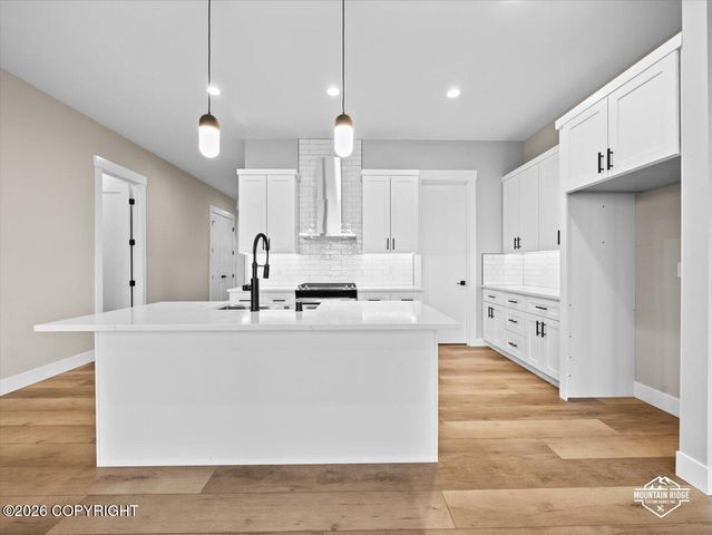 6675 E Gateway Drive, Palmer, AK 99645