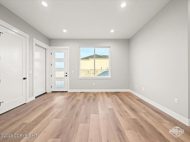 6675 E Gateway Drive, Palmer, AK 99645