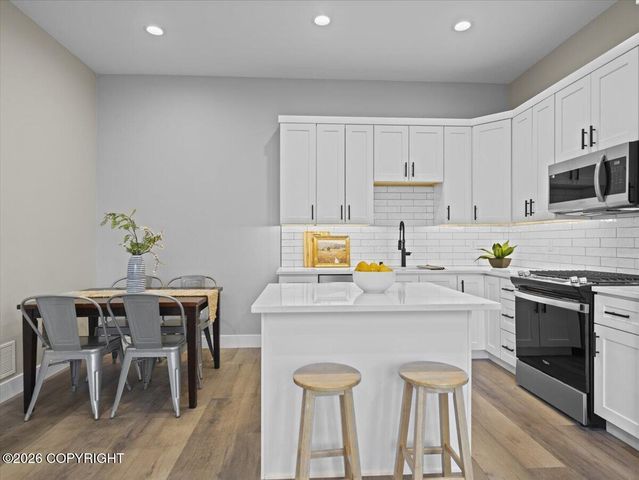 6675 E Gateway Drive, Palmer, AK 99645