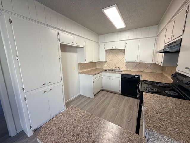 3714 53rd Street, B, Lubbock, TX 79413