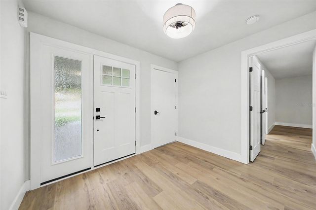 10604 WHITMAN CIRCLE, Orlando, FL 32821