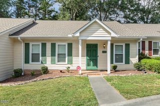 6814 Fairpoint Court, Raleigh, NC 27613