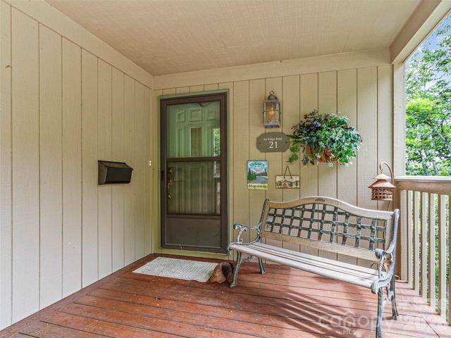 21 Ivy Ridge Road, Burnsville, NC 28714