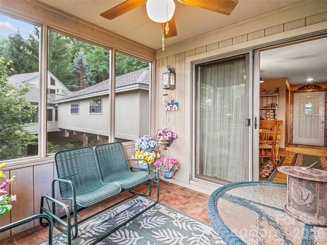 21 Ivy Ridge Road, Burnsville, NC 28714