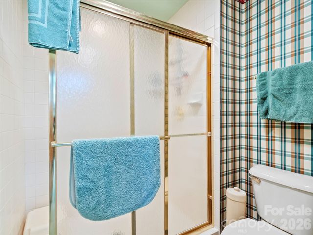 21 Ivy Ridge Road, Burnsville, NC 28714