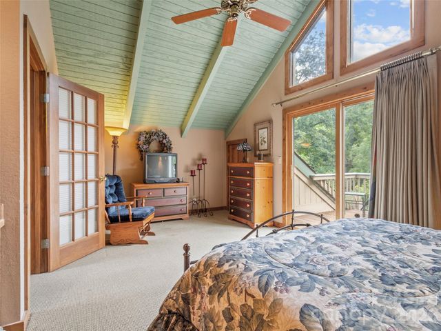 21 Ivy Ridge Road, Burnsville, NC 28714