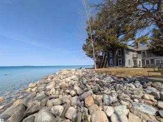 106 Oak, Elk Rapids, MI 49629