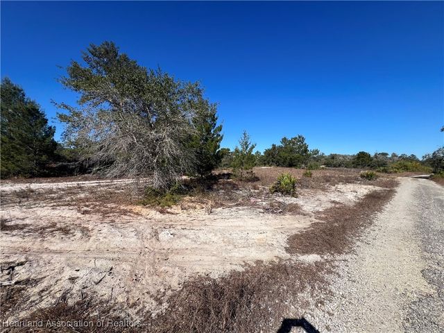 264 Lakeland Drive, Lake Placid, FL 33852