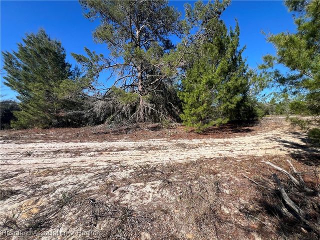 264 Lakeland Drive, Lake Placid, FL 33852