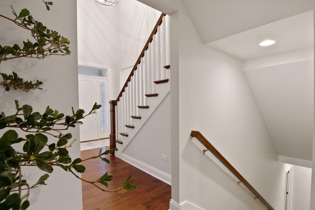 10230 Barbara Lane, Munster, IN 46321