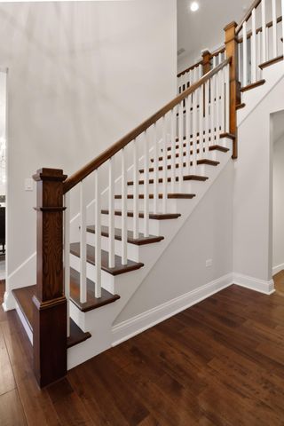 10230 Barbara Lane, Munster, IN 46321