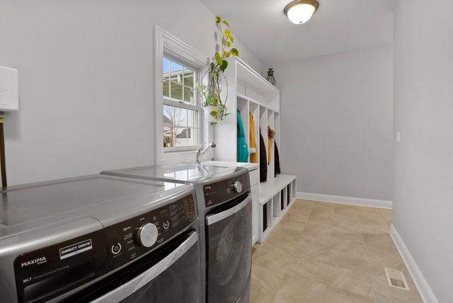 10230 Barbara Lane, Munster, IN 46321