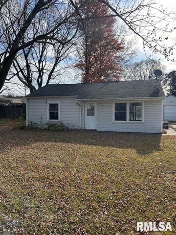 17122 10TH Avenue North, East Moline, IL 61244