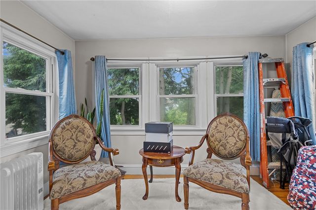 690 Killingly Street, Johnston, RI 02919