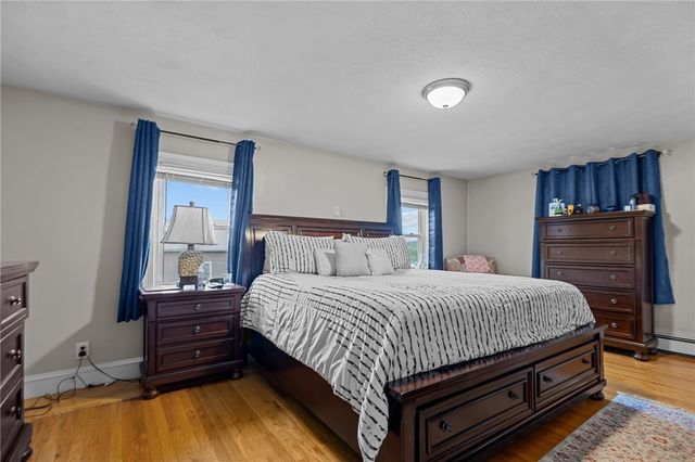 690 Killingly Street, Johnston, RI 02919