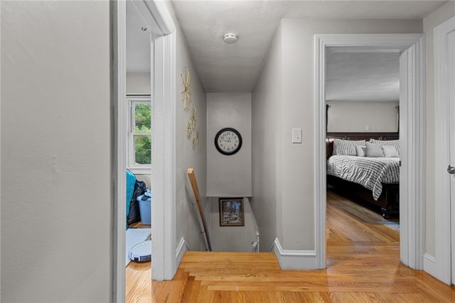 690 Killingly Street, Johnston, RI 02919