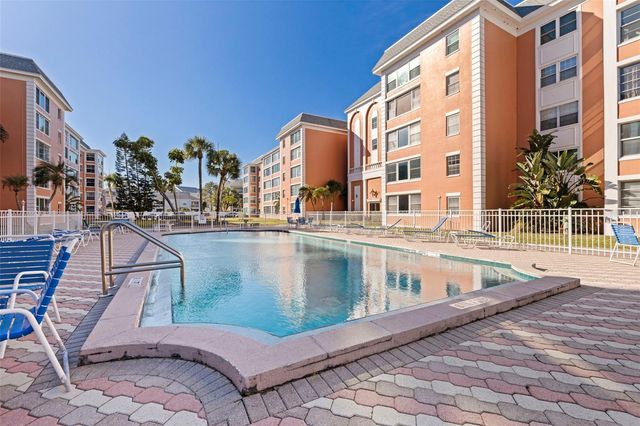 6800 20TH AVENUE N 504, St Petersburg, FL 33710