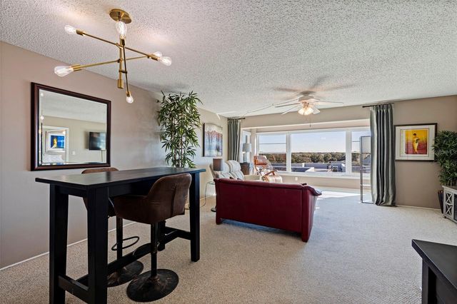 6800 20TH AVENUE N 504, St Petersburg, FL 33710