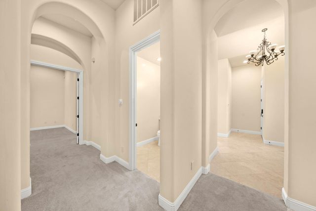 8095 Village Estates Ln, Fair Oaks, CA 95628