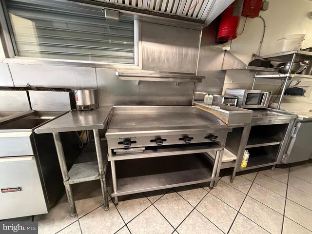 2101 REED ST, Philadelphia, PA 19146