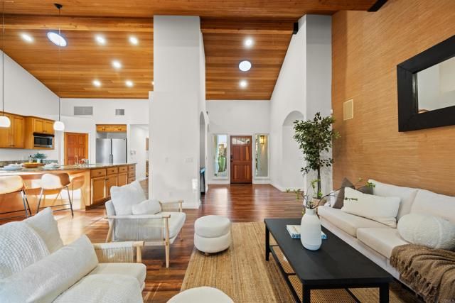 1062 Monterey Vista Way, Encinitas, CA 92024