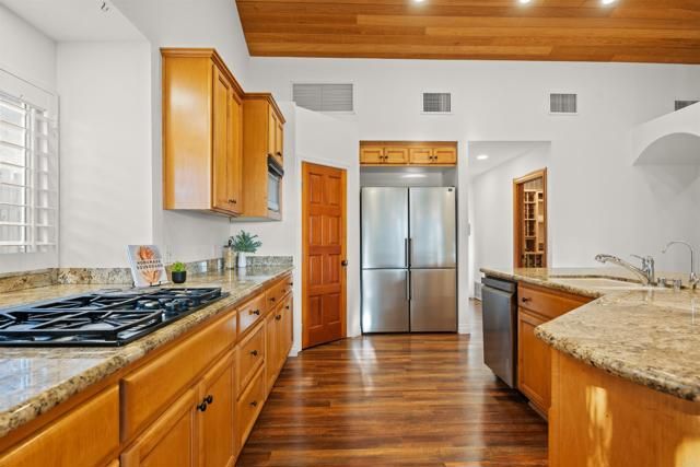 1062 Monterey Vista Way, Encinitas, CA 92024